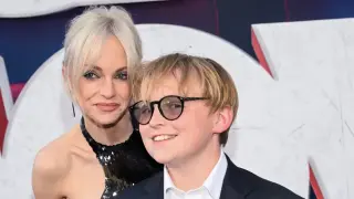 Anna Faris Talks Through Her Son’s Right-Wing Beliefs in Honest Chats