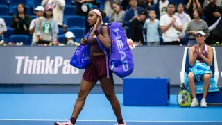 Gauff exits China Open after physical collapse and withdrawal from Wuhan