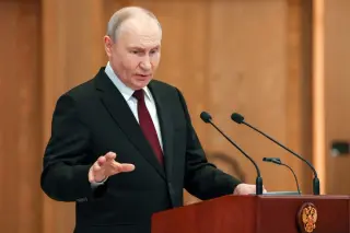 Putin Rejects De-Escalation, Vows to Push On with Four-Region Campaign