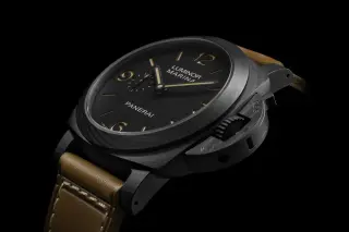 Panerai Luminor Marina PAM01707 Carbotech: a lighter 44mm dive with vintage cues