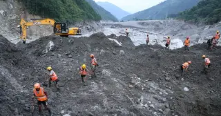 Nepal Flood Rescue: Tunnels Under Debris as Thousands Remain Missing