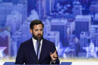 Maine Democrat not seeking reelection endorses Republican in tight NY House race