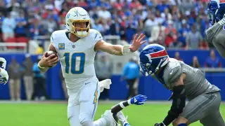 Chargers Collapse to 0-3 After Costly Loss to Bills