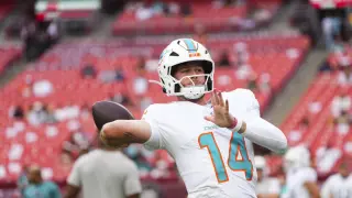 Dolphins trade Quinn Ewers to Jaguars in 2028 Day-3 swap