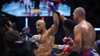 Gane must earn undisputed crown after Aspinall vacates heavyweight belt