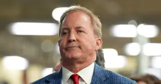Paxton’s GOP Rivals and Flock Errors Highlight Midterm Fractures