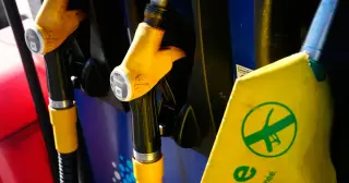 G7 agrees to release 100 million barrels of diesel after US pressure
