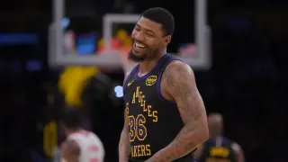 Smart and Kennard lift Lakers to 2-0 series lead over Rockets