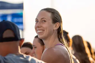 Walsh Breaks LCM 50m Free World Record, Says She's Here