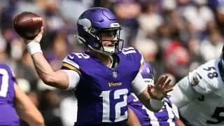 Four-QB rosters: NFL teams hedge development and depth after cuts
