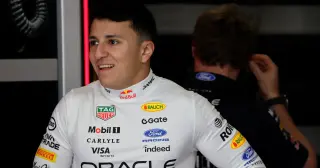 Hadjar sidelined for Monza as wrist injury persists