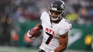 2026 Fantasy Football Draft Blueprint: Master the RB Dead Zone and Build a Winning Squad