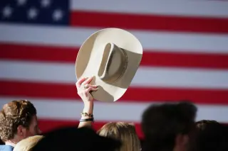 Texas Senate Race Tightens as GOP Faces National Midterm Crisis
