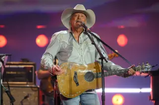 Alan Jackson caps his storied career with a triumphant finale concert