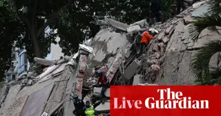 Twin Venezuelan quakes leave dozens dead as rescue teams swarm Caracas