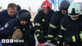 Russian Drone Strikes Dnipro Station, Killing 14 Amidst Ceasefire in Oleshky
