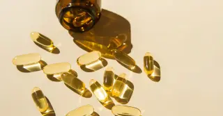 B12 and folate status linked to fatigue, hinting at a dietary route to energy