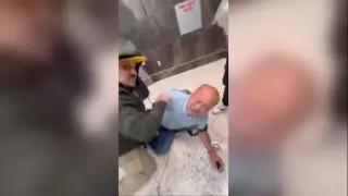 Video captures plainclothes ICE arrest attempt at Las Vegas airport amid bystander confrontation