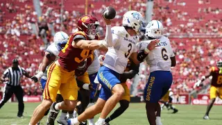USC Home Opener Draws Sparse Crowd, Sparking Questions About the Program
