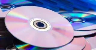US PS physical game sales shrink to seven titles this year as Sony moves toward disc-free future