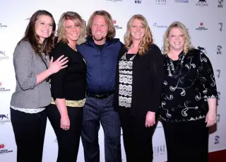 Sister Wives shakes up cast as Kody and Robyn exit after 16 years
