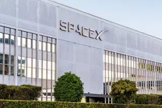 Morgan Stanley’s $300 Target Ignites SpaceX Rally Amid Valuation Debate