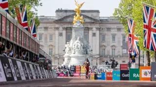 Sawe Breaks 2-Hour Barrier as London Marathon 2026 Sets New World Record