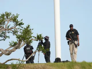 Armed suspect nabbed near Trump’s Los Angeles golf club ahead of presidential stop