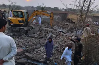 Taliban splinter attack in Pakistan's Bannu leaves 14 dead