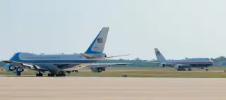 Trump switches jets mid-trip, boarding Qatar-donated Air Force One in Britain for the flight home