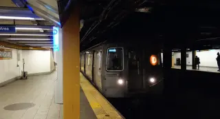 Bronx MTA flagger killed as D train strikes near Yankee Stadium, prompting retraining