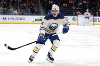 Sabres shake up Game 4 lineup with Helenius debut and Schenn addition