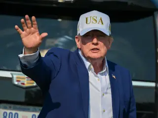 Trump shifts to economic pressure on Iran as Hormuz talks near breakthrough