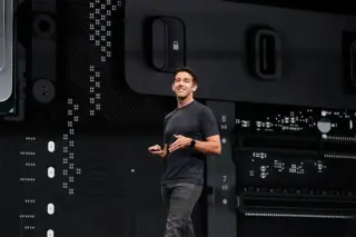 Apple’s Premium-Only iPhone Launch Tests a New CEO’s Strategy
