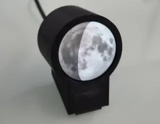 Desk Moon: An ESP32-Powered Moon-Phase Display