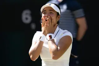 Eala Triumphs Over Swiatek at Wimbledon as Sharapova Sends Support