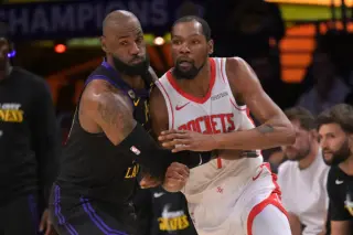 LeBron’s Philly Move Ignites Ring-Chasing Talk Around a Star-Studded Sixers