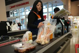 Gas, groceries and flights likely stay pricey after Iran conflict ends