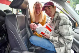 KFC parking-lot birth nets baby Cody the Colonel Cody nickname