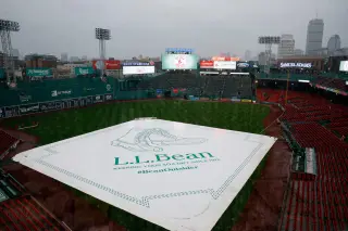 Fenway Rainout Stalls Sox Bid to Tie Franchise-Record 15-Game Win Streak