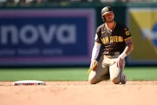 Padres close May in a batting slump, fall 4-2 to Nationals