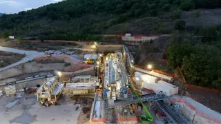 Italy's 1,764-ton tunnel borer 'Aurora' begins final Naples-Bari tunnel after river crossing