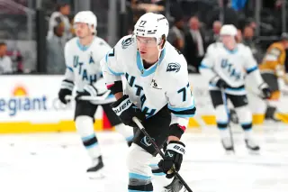Bruins bet on speed with JJ Peterka in bold trade
