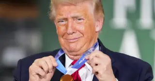 Trump Keeps Olympic Gold Medal, Quipping He Won’t Return It