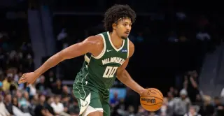 Lakers Reject Bucks' Two-Pick Demand for Sims, Leading to Knecht's Waiver and Knicks Signing