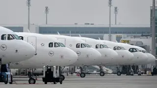 Munich flights paused after suspected drone sighting, runways reopen after checks