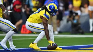 Adams’ 195-Yard Night and Dart’s Injury Define Rams’ 28-6 Win Over Giants