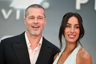 Brad Pitt and Ines de Ramon Turn Up the PDA at Roland Garros