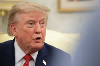 Trump escalates clash with CNN reporter, targets her family