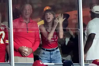 Swift's 'Cleveland!' Debuts as Anti-Hater Anthem and Kelce Tribute